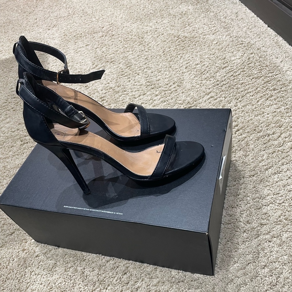 Heart in D Strappy Black Heeled Sandal